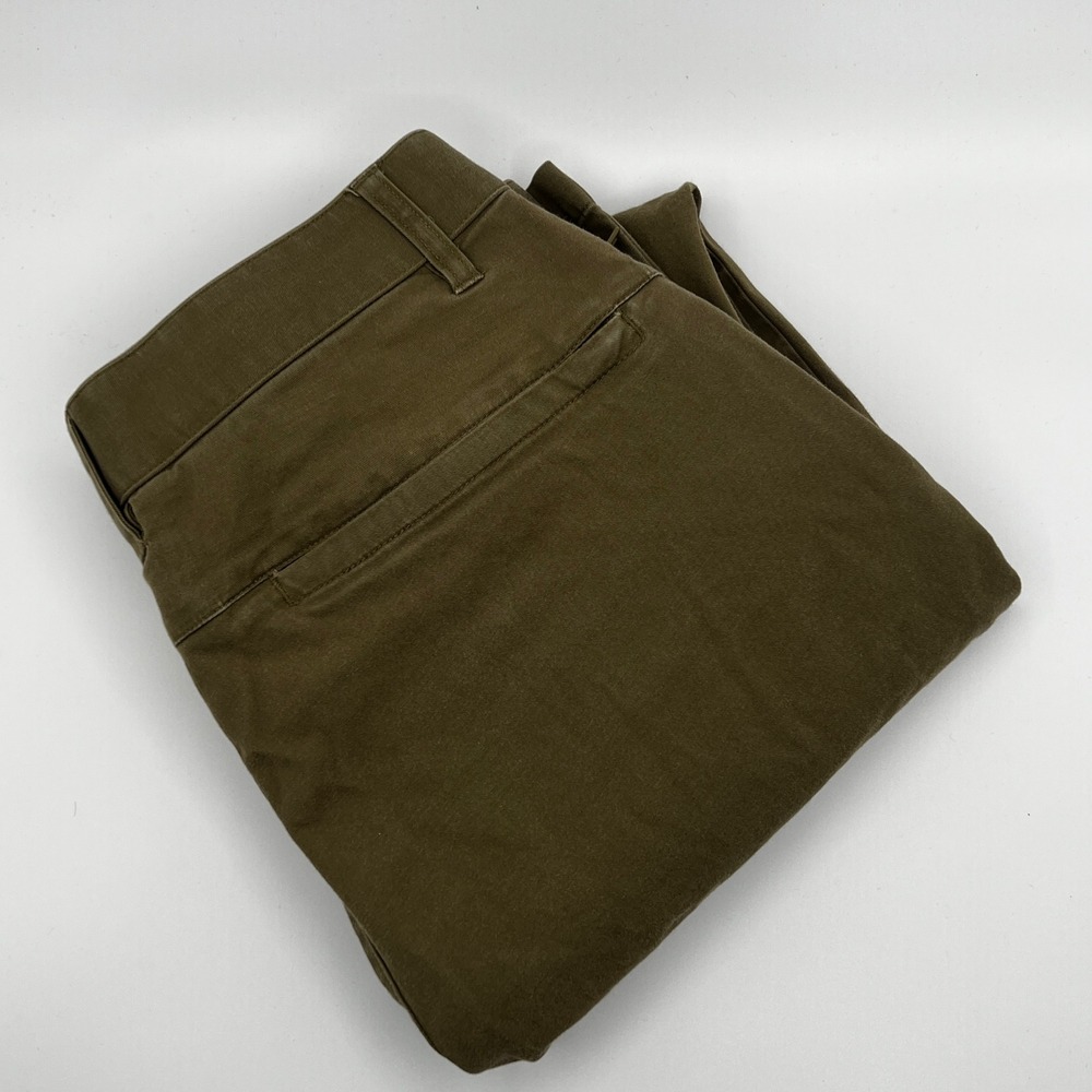 Fabletics Pants Mens fits 31x28 Only-Daily Olive Green‎ Excellent Stretch Chino